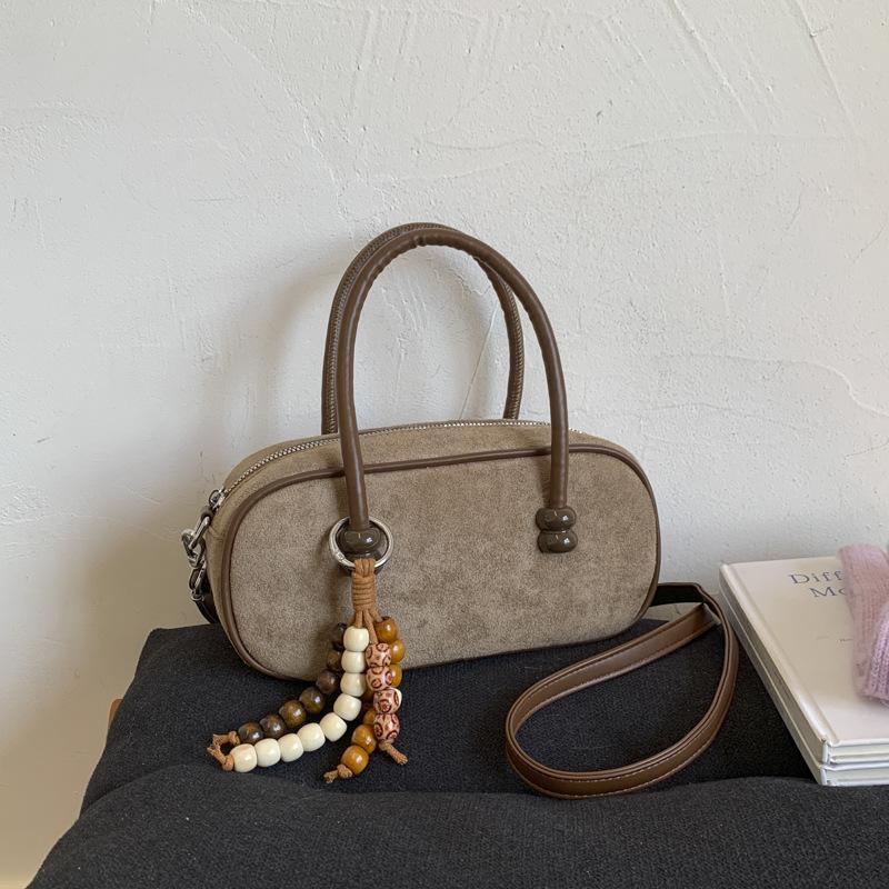 This year's popular bag women's new 2025 high-end handbag autumn and winter super popular messenger Boston small bag