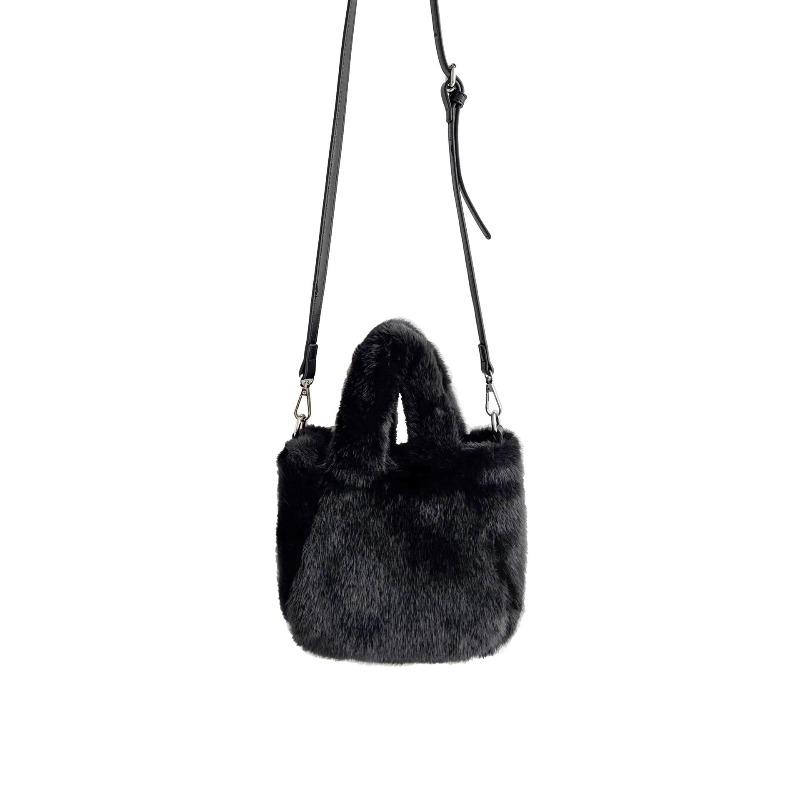 Autumn and Winter New Cute Hair Bag Trend Imitation Mink Hair Messenger Bag Women's Niche Versatile Small Handbag