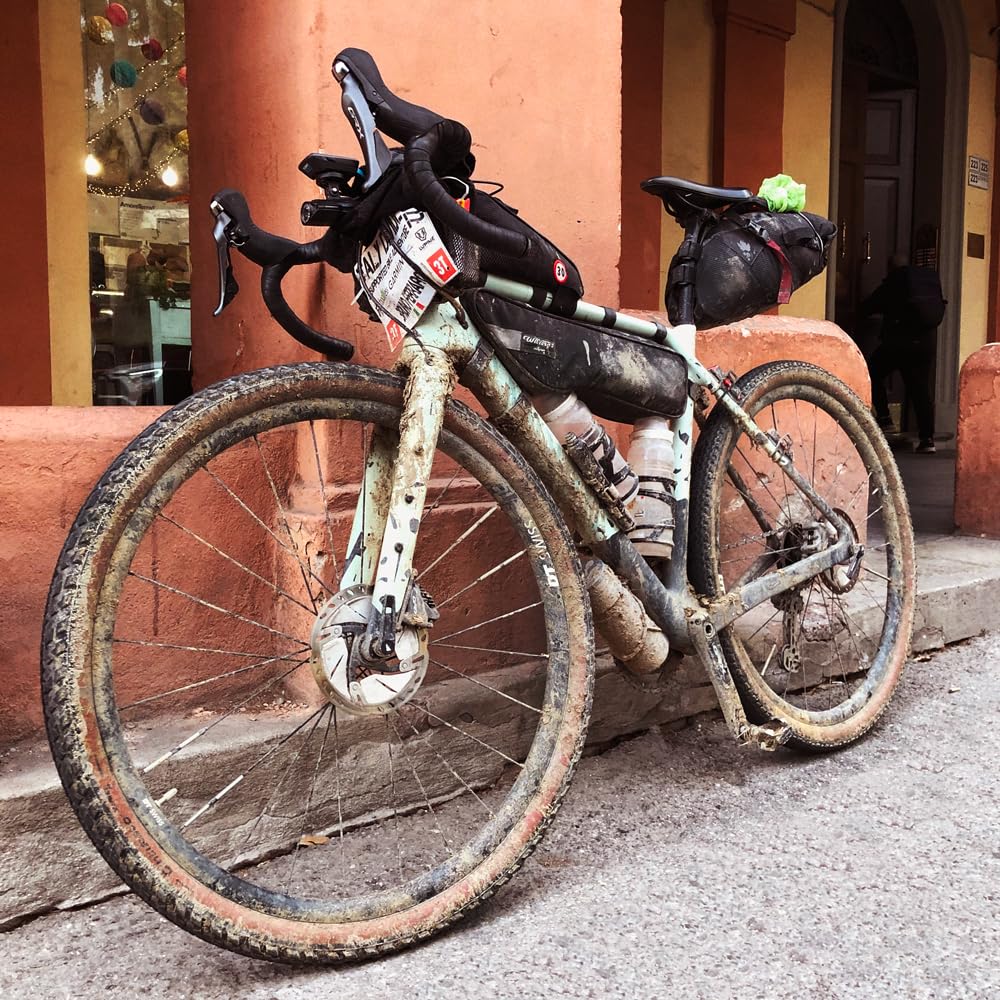 ELITE PRISM Carbon Soft Touch Linker Flaschenhalter, Schwarz,