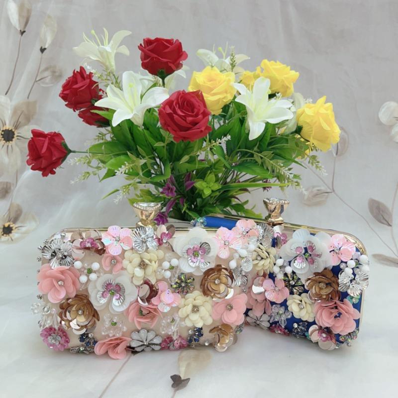 Banquet bag clutch bag Wedding bridesmaid clutch Mori high-value handmade flower bead embroidery bag with cheongsam handbag