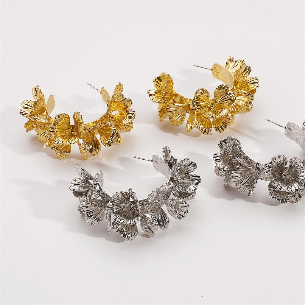 Fashionable Floral Statement Earrings for Women C Shaped Open Hoop Designs Portable Comfortable Jewelry Accessory