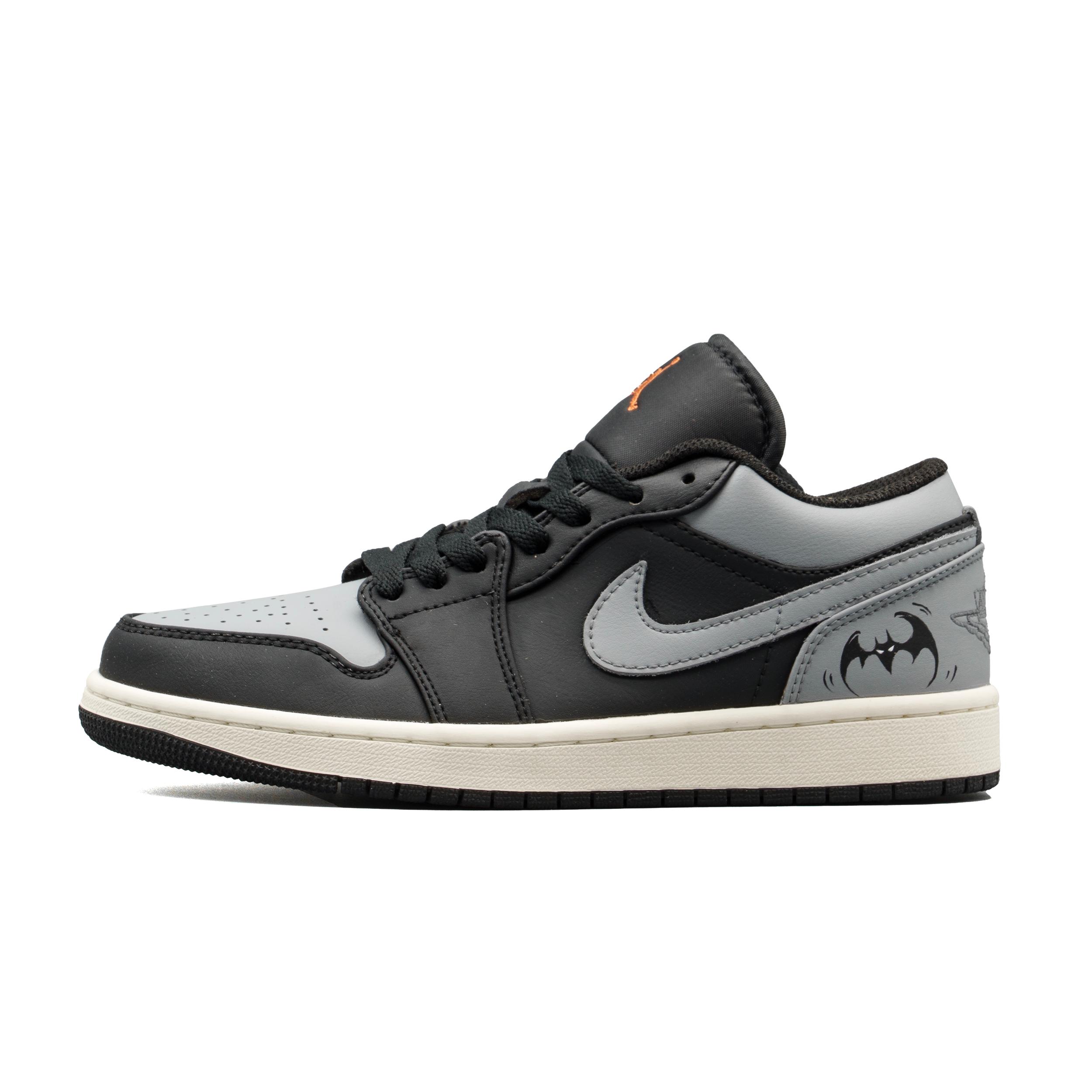 

Jordan Air Jordan 1 Low top Vintage Basketball Shoes Unisex Black Gray 553558-081(Team1451-) 42.5