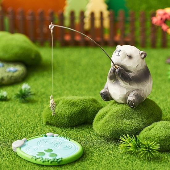Bear Fishing Figurine Resin Animal Fishing Ornament Aquarium Car Dashboard Decoration Stress Relief Desk Office Decor