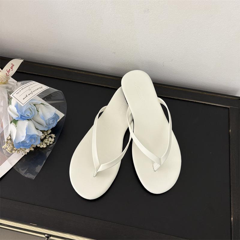 New flip-flops women's cold slippers non-slip beach seaside tide flat sandals women's shoes