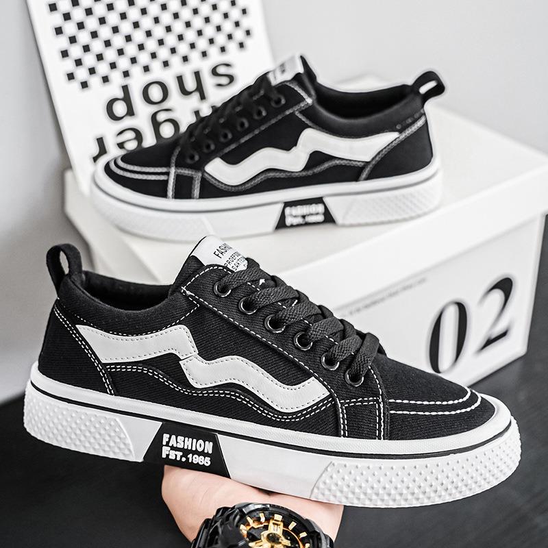 Canvas shoes men's new spring and summer non-slip sports board shoes breathable black versatile casual boys' shoes