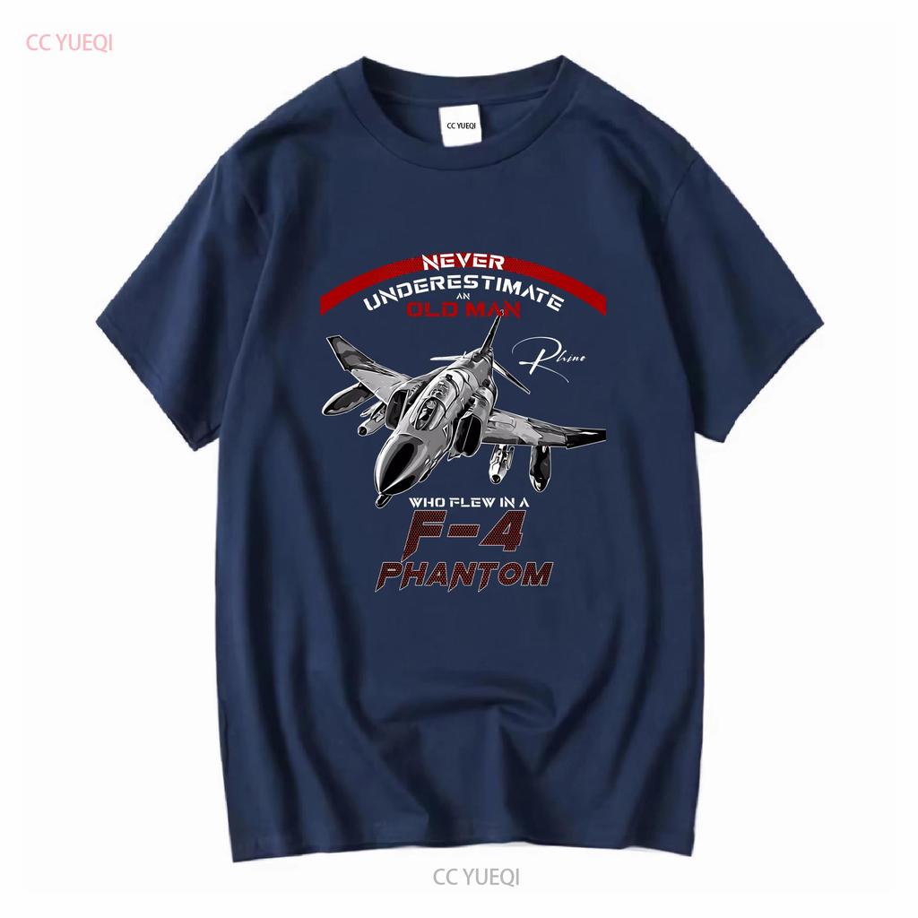 F4 Phantom Never Underestimate an Old Man Who Flew In a Classic T Shirt Vintage Washed Streetwear Stylish Versatile Soft