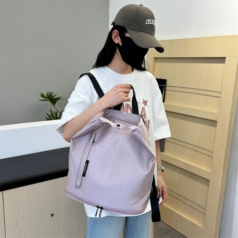 Simple Korean version fitness bag lightweight waterproof casual travel bag dry and wet separation casual backpack