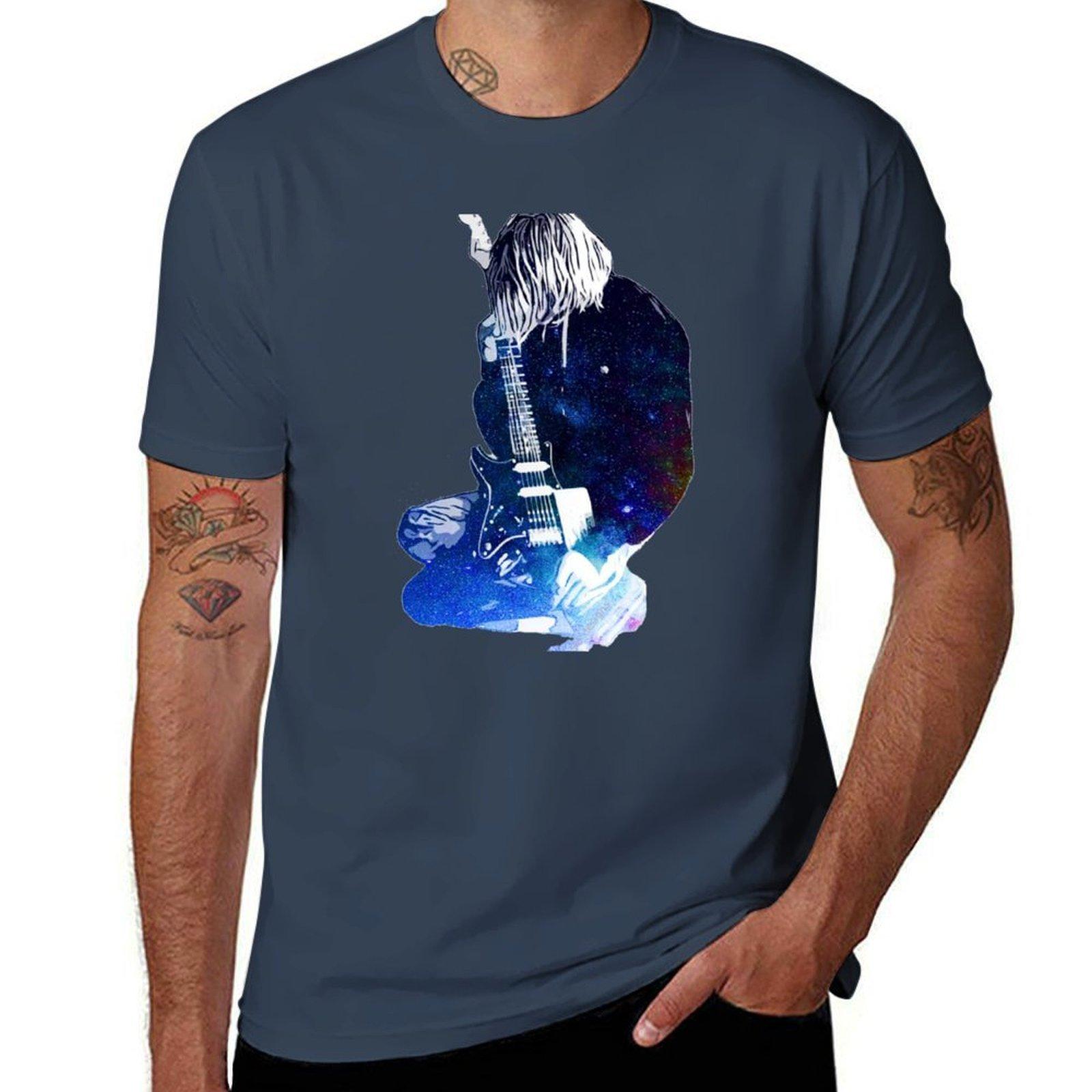 Kurt Illustration Tshirt Plus Size Short Sleeve Tshirt S
