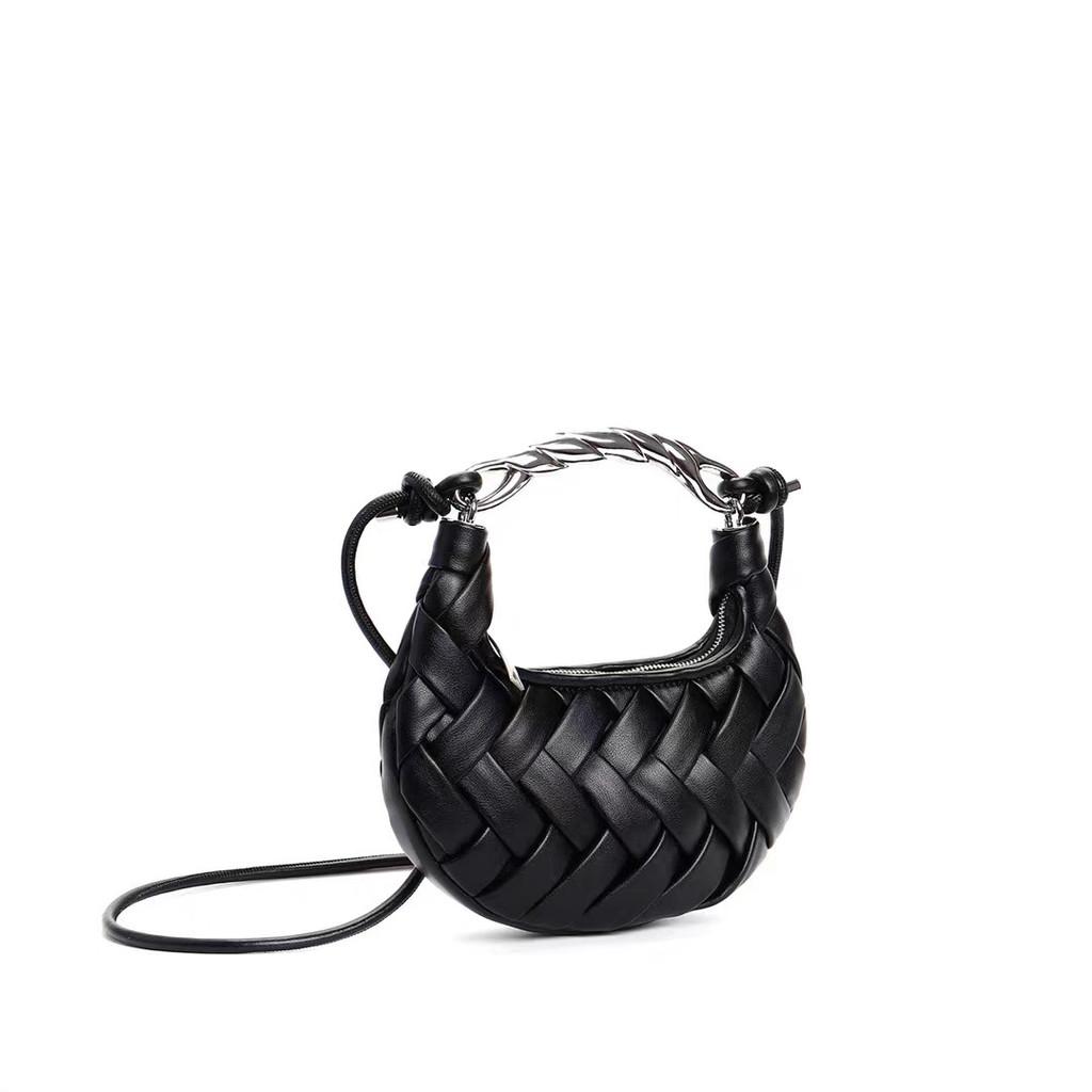 Elegant Small Square Pu Handbag With Zipper Closure For Womens Casual Outfits
