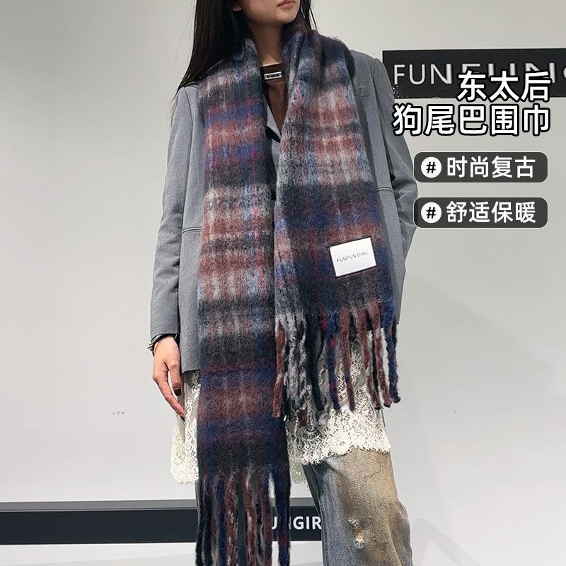 

Autumn and winter new women s thickened warm high-end contrasting scarf versatile soft fringed shawl atmosphere scarf 45*195cm синій