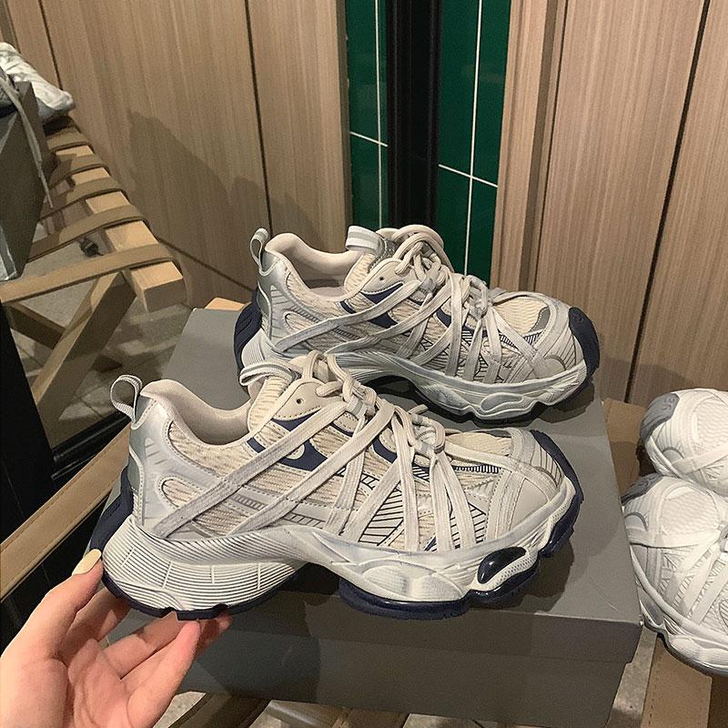 European station mesh thick-soled dad shoes women's 2025 spring new Bajia heightening breathable straps sports and leisure shoes