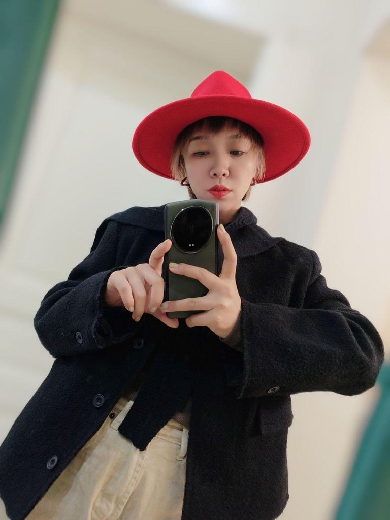 Dámský červený jazzový klobouk z vlněné plsti - Podzim Zima Retro Široká krempa