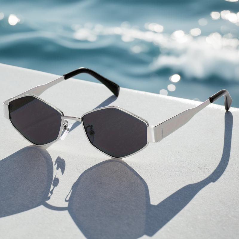 Women s Fashion Polygonal Metal Glasses Men s Retro Glasses Available in Gold Silver Black серебряный серый