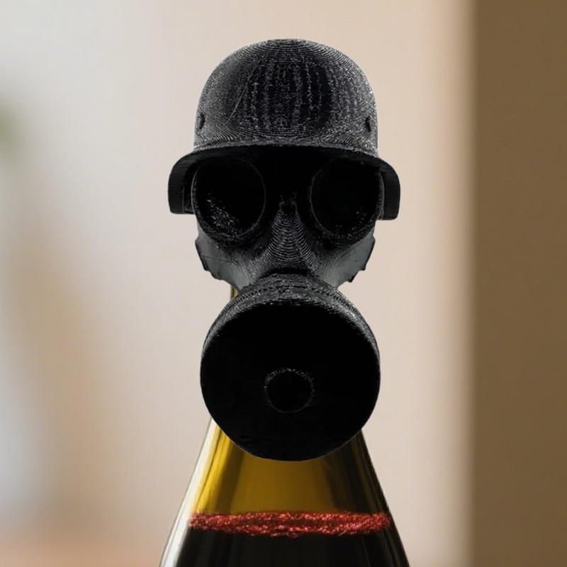 Soda Bottle Caps Soldier Bottle Helmet Topper Reusable Beverage Protection Caps Decoration for Wine Whiskey Beer for Birthday