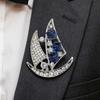 Bootsabzeichen Strass Segelboot Brosche Kristall Herren Brosche Persönlichkeit Anzug Reversnadel Geschenk