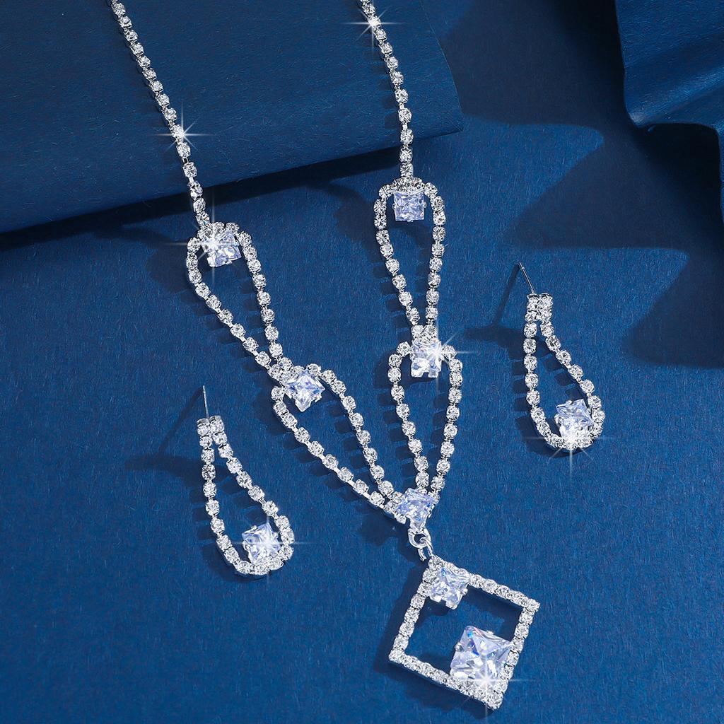 Fashion Light Luxury Super Shiny Zircon Square Necklace Earrings Wedding Set Bridal Dress Accessories