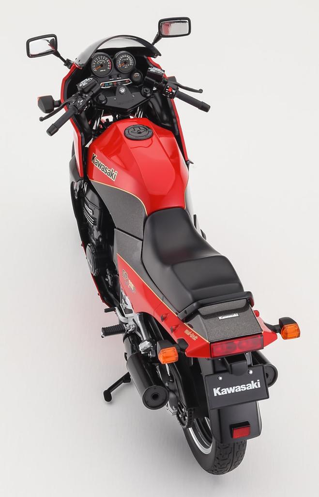 Hasegawa Kawasaki GPZ900R 1984 Plastic Model BK19 1/12 (A1)