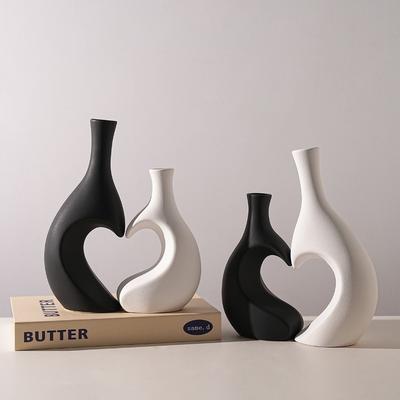 A Set Modern Heart-Shaped Ceramic Vase Elegant High-end Water Cultivation Vase Desktop Decor Solid Color Flower Arrangement Vase