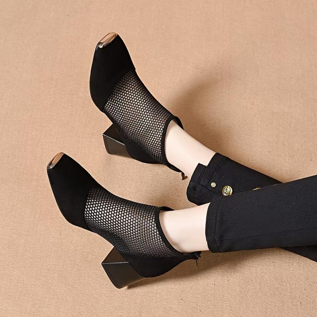 Net shoes women's spring and summer niche personality high-end cool boots iron bag head hollow high heels fashion shoes