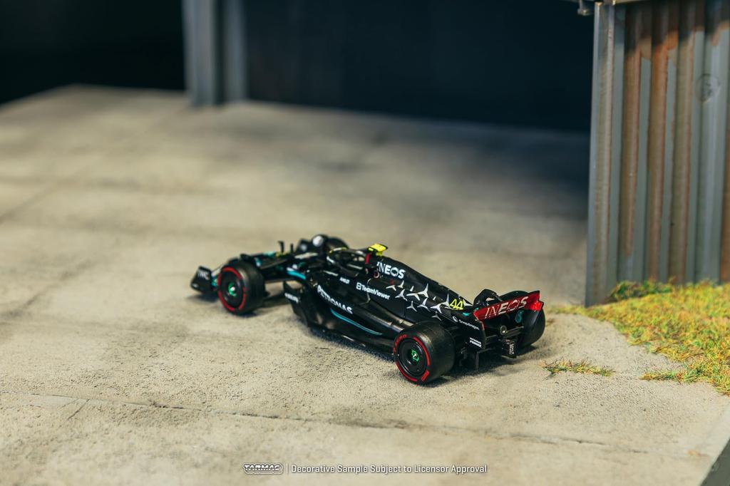 TARMACWORKS F1 W14 E Performance Hungarian Grand Prix 2023 Pole Position Lewis Hamilton Completed Product 1/64 Mercedes-AMG T64G-F064-LH1