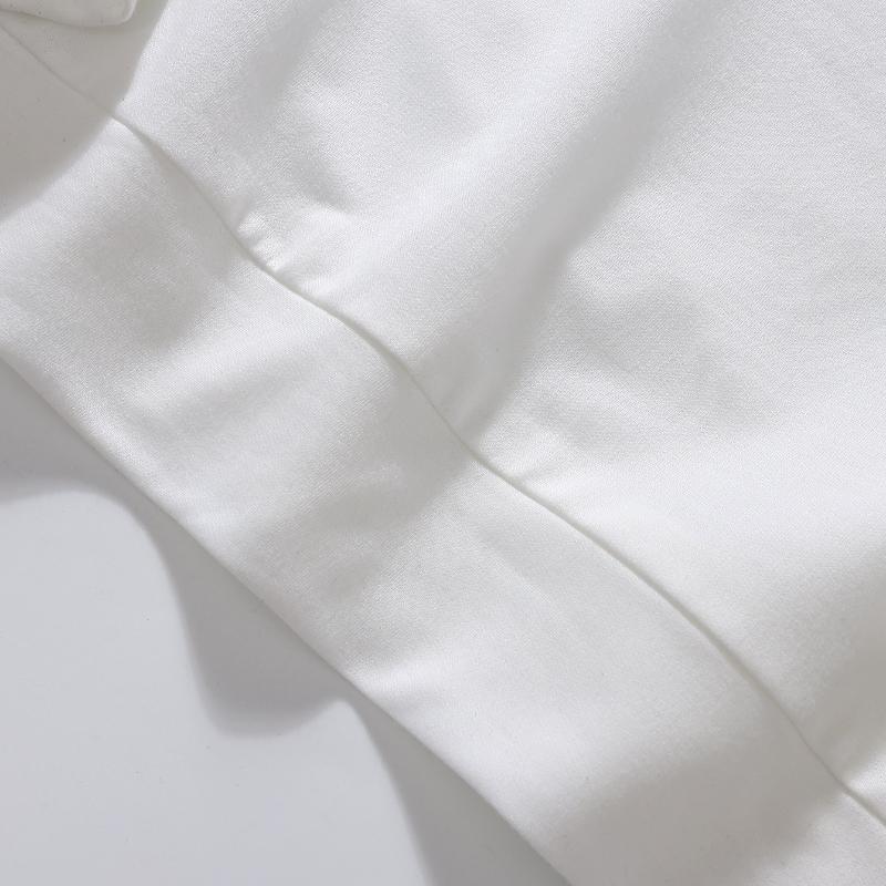 Loose Fit Women's Pullover Sweatshirt, Comfortable Plain Fabric, Ideal for Weekend Outings