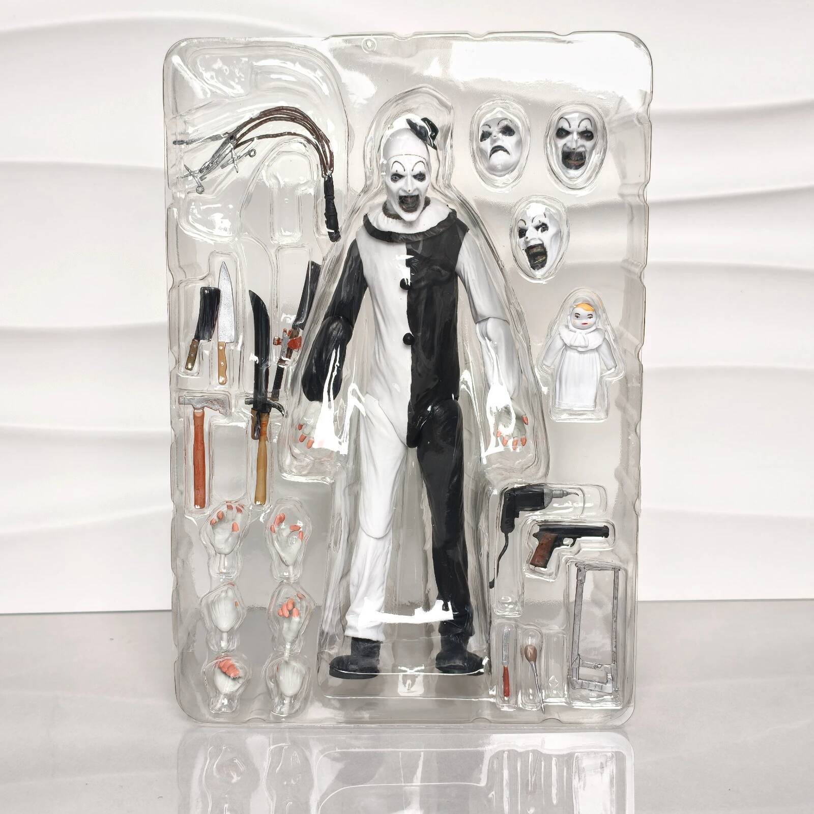 NECA Figure Art The Clown Figure