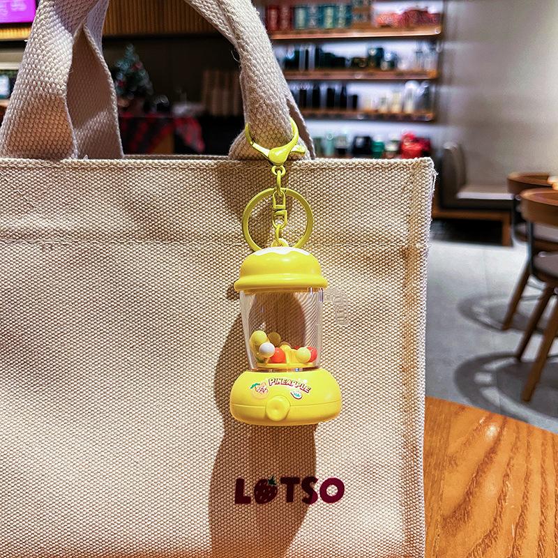Cute Cartoon Capybara Stress-relieving Toy Student Schoolbag Pendant Creative Cartoon Animal Juicer Keychain
