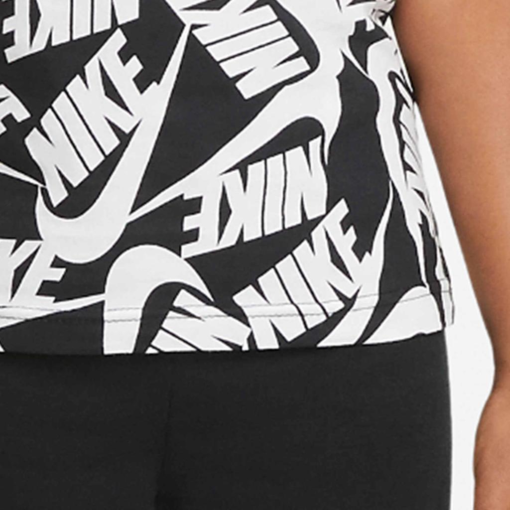 Nike Zestaw T-shirt z krótkim rękawem i spodenki z nadrukiem logo na całej powierzchni Sportswear Okrągły dekolt Zestawy dla dzieci Czarny DM3773-010