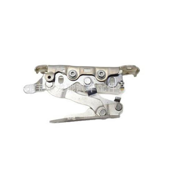 Mercedes-Benz CLS W218 Front Hood Hinges (2048800728, 2048800828)