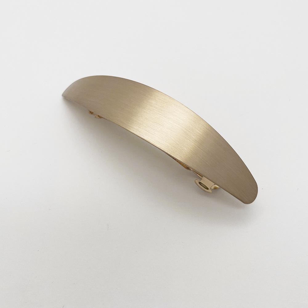 European & American Style Metal Oval Spring Clip: Versatile Retro Hair Accessory for Women's Ponytail or Half-Up Styles