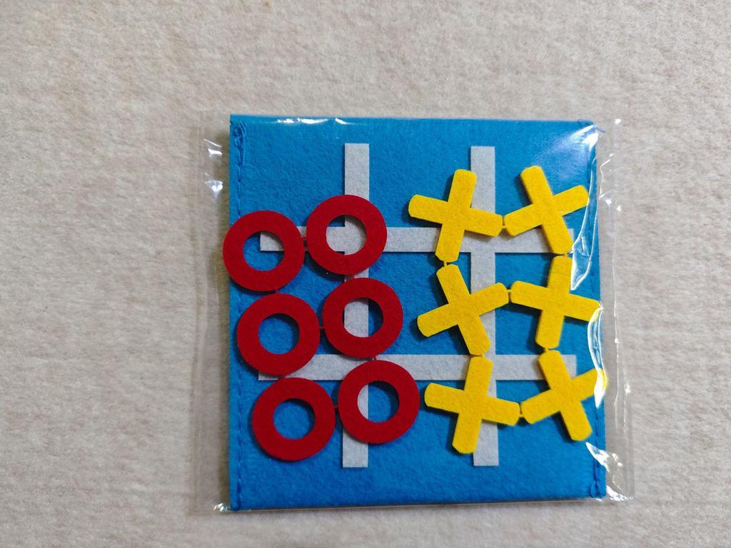 Felt Mini Tic-Tac-Toe Game Board for Kids - Educational Early Learning Puzzle