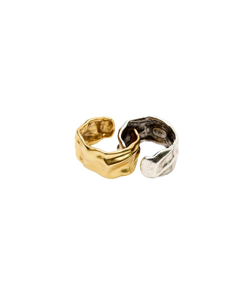 Noirer Hammered Wave Ring (Silver)