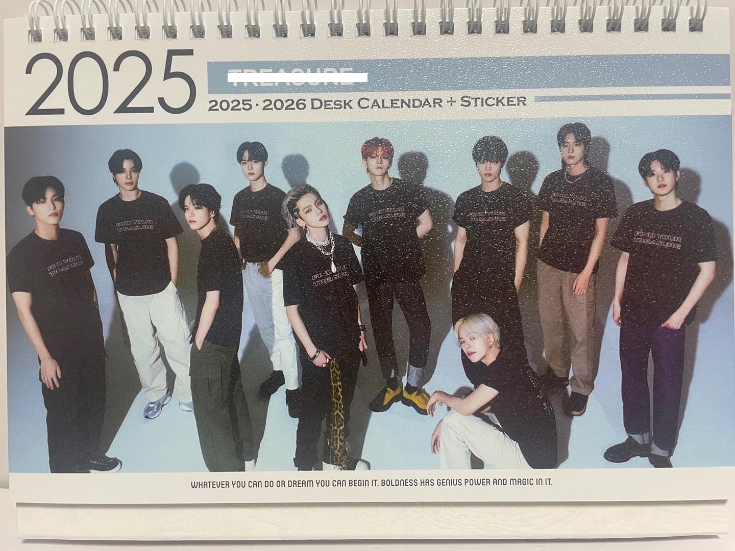 

KPOP Idol Merchandise 2025-2026 2-Year Desk Calendar (Treasure_2)