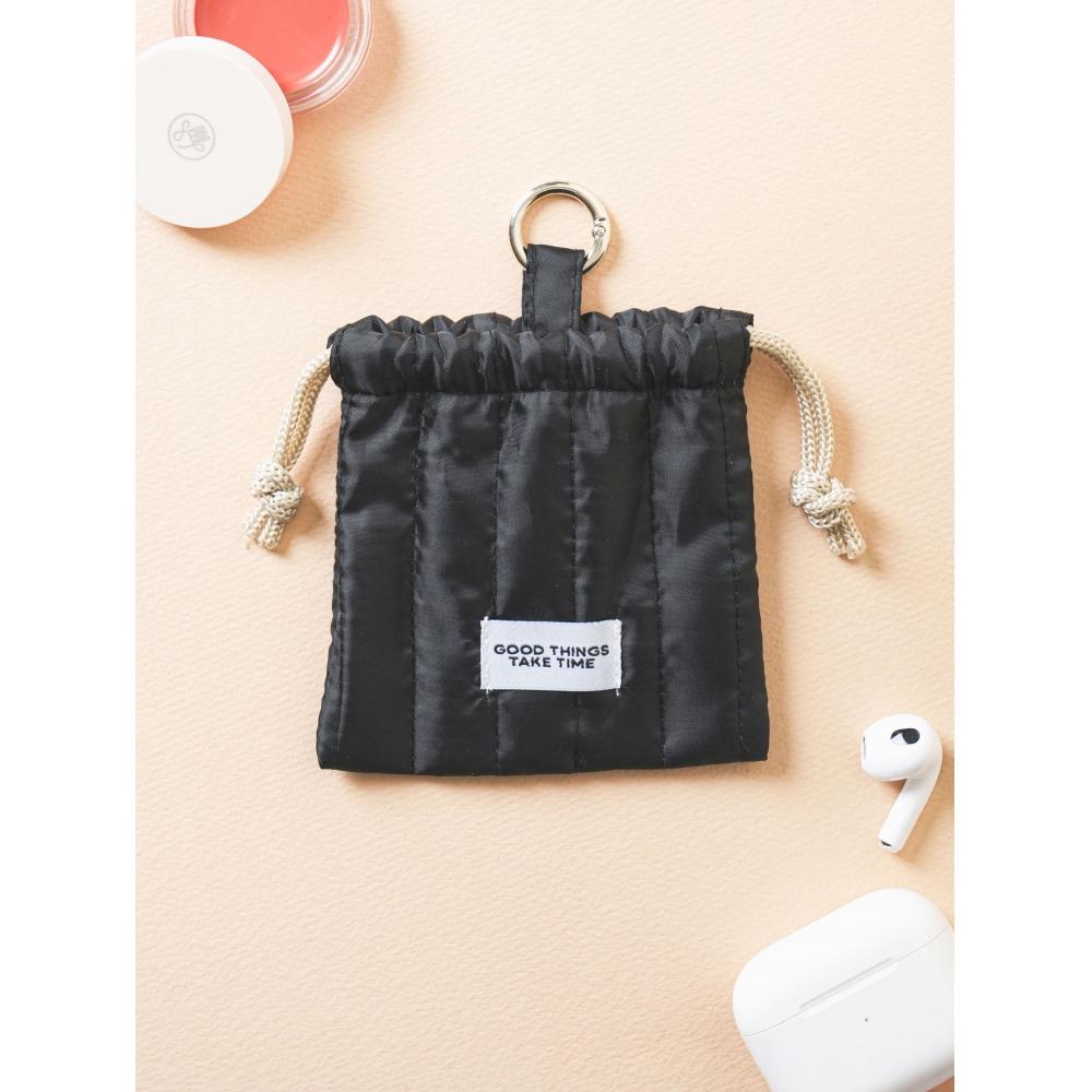

Daiso Volume Tightening Mini Pouch Black