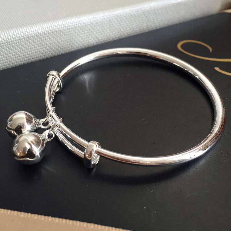 Japanese and Korean popular jewelry silver bell bracelet, smooth solid bracelet, fashionable and simple women's bracelet