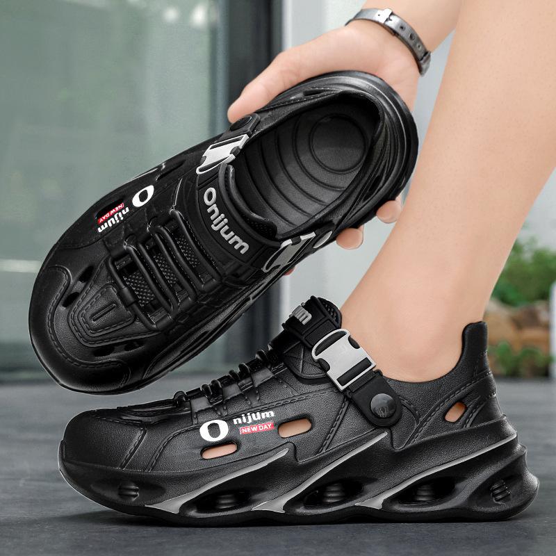 

Мужская обувь 2025 лето новая молодежная мягкая подошва полая дышащая для ходьбы по воде модные сандалии на пряжке спортивный ветер пляжные сандалии 45 черный серый