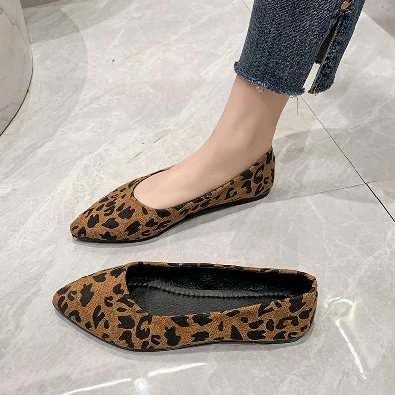 Mixed Colors Shoes Woman Flats Casual Female Sneakers Slip-on All-Match Shallow Mouth Pointed Toe Dress New Slip On Moccasin Leo