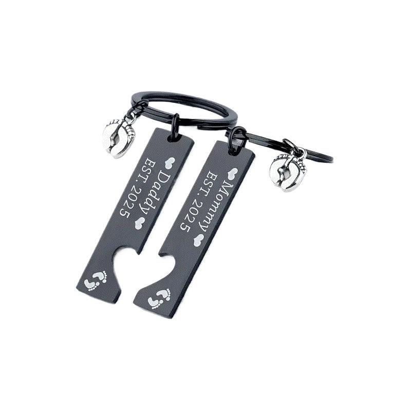 Stainless Steel Keychain Chain Small Gift Metal Key Tag Couple Half Hollow Keychain Stainless Steel Keychain for Backpack Bag Pendant