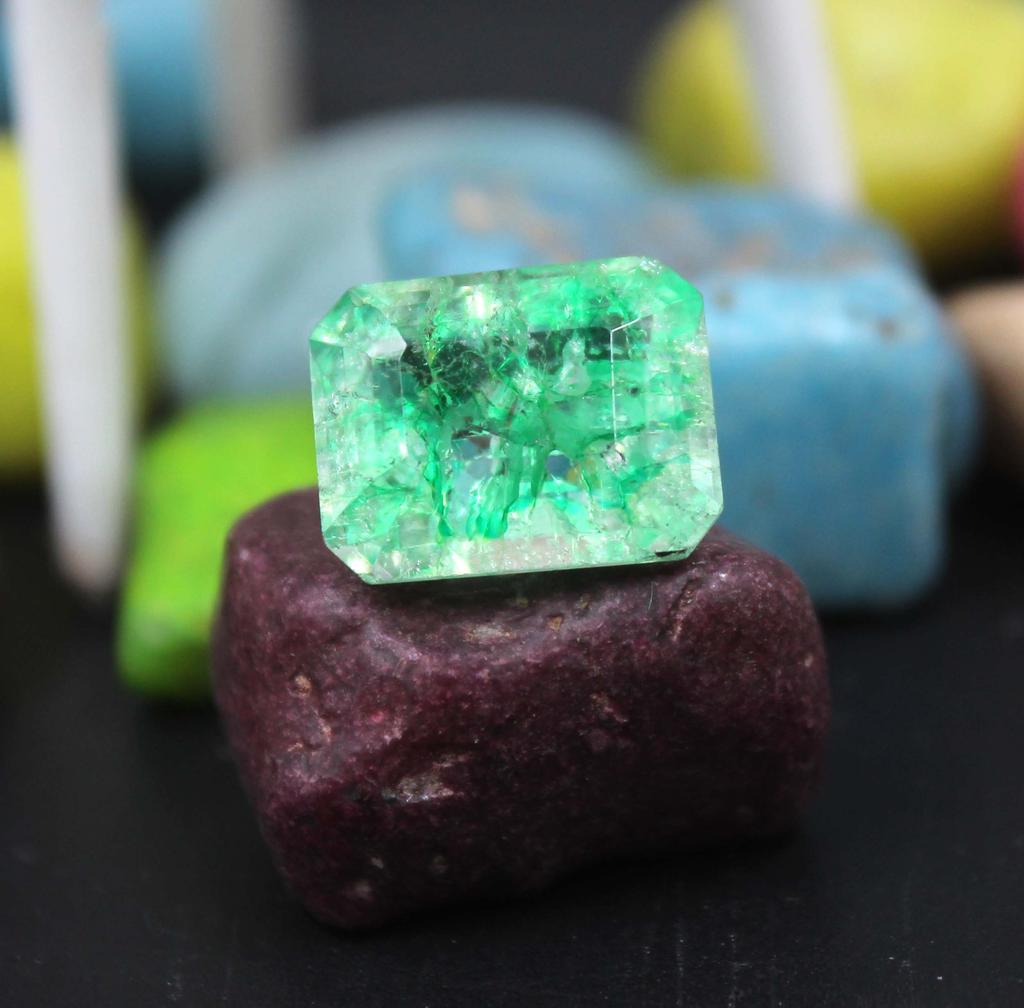 7.70 Carat Excellent New Year Offer Emerald Shape Green Emerald Semi-Transparent Colombia Certified Gemstone SN58