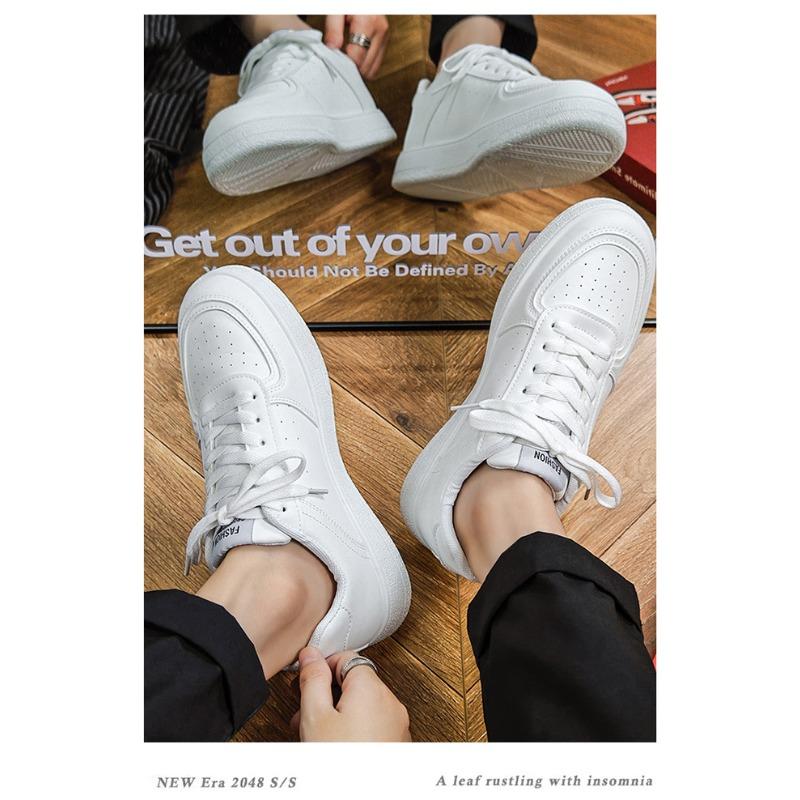 Men's Autumn Low-Top White Casual Board Shoes, Versatile Thick-Soled Trendy Footwear For Young Adults.