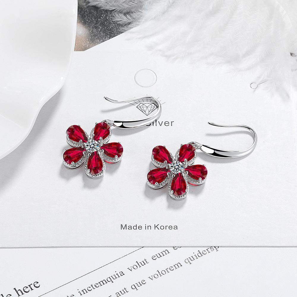 

2026 Micro-inlaid Zircon Five-petal Flower Ear Buckle Earrings, Temperament Personality Trendy Versatile Stud Earrings Women