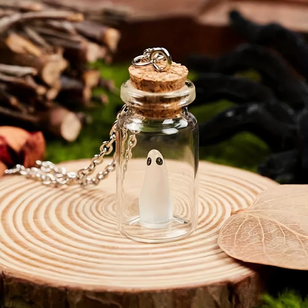 3 Pc/set Luminous Ghost Pendant Necklace, Terrifying Ghost Resin Luminous Drift Bottle Necklace and Earrings, Suitable for Daily Wear