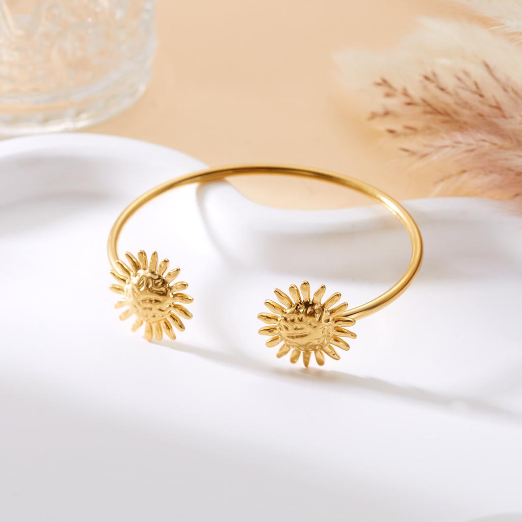 Light Luxury Stainless Steel Sunflower Open Bangle for Women Delicate Stackable Seaside Vacation Party Jewelry Accessories