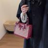 New textured wedding bag women's red wedding bag messenger bag portable shoulder messenger bag