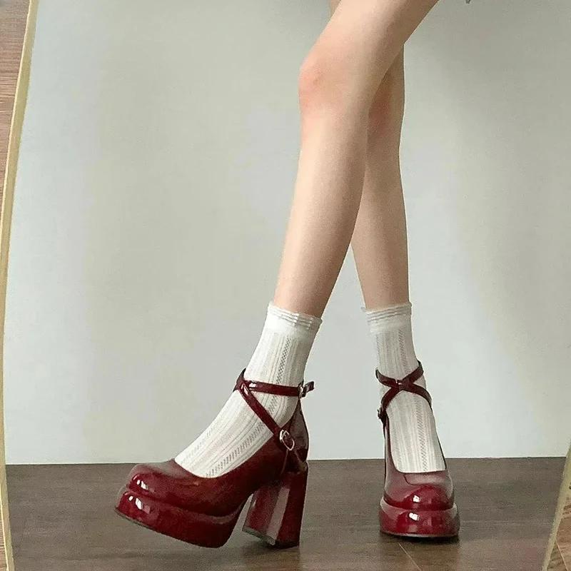 Designer Women Nightclub Pumps Fashion Cross Strap Buckle Shoes 2025 New Spring Autumn Wedding Party Shoes