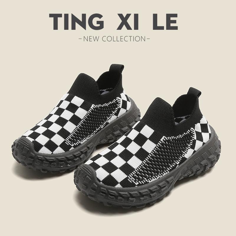 Kids Breathable Flyknit Soft Soled Casual Sports Sneakers For Boys And Girls