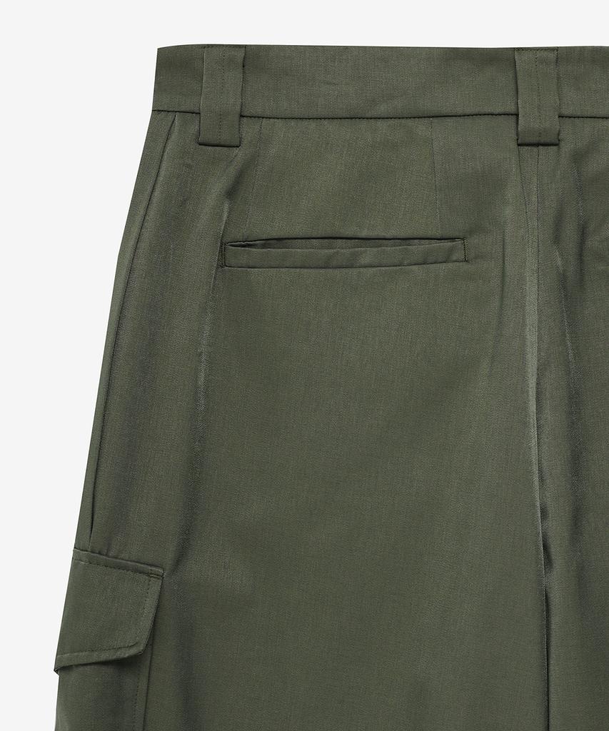 NOIRER Cotton Pleated Pocket Pants (Khaki)