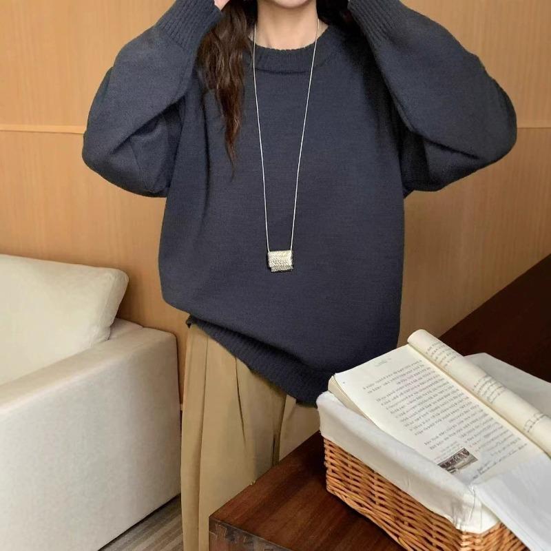 Autumn and winter new solid color simple and versatile crew neck pullover sweater women's large size loose inner knitted sweater