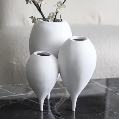 Geometric Balloon Vase Ornament for Home, Hotel, or Office Decor