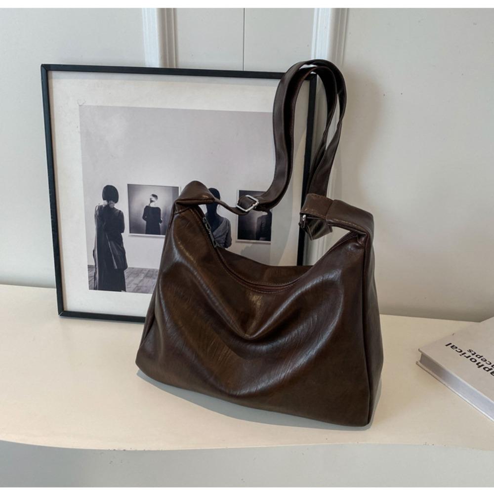 

Simple wind large capacity soft messenger bag women s new trendy fashion versatile casual out shoulder bag